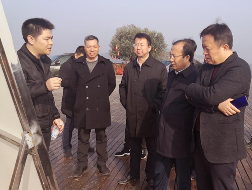 集團(tuán)領(lǐng)導(dǎo)會(huì)見(jiàn)貴州省文旅廳考察團(tuán)