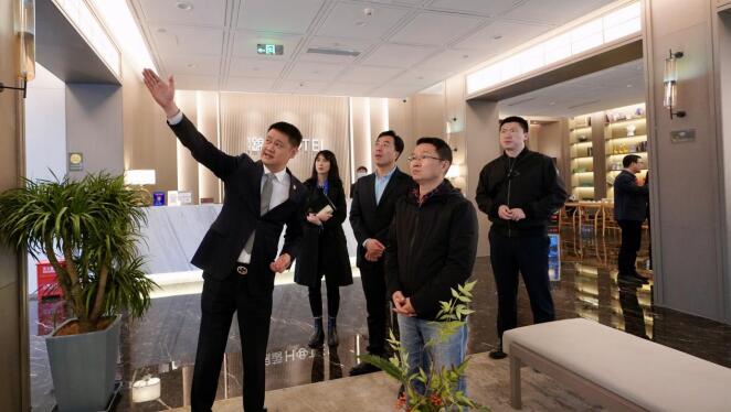 尊龍凱時集團領導調研尊龍凱時酒店公司旗下錦著系列酒店