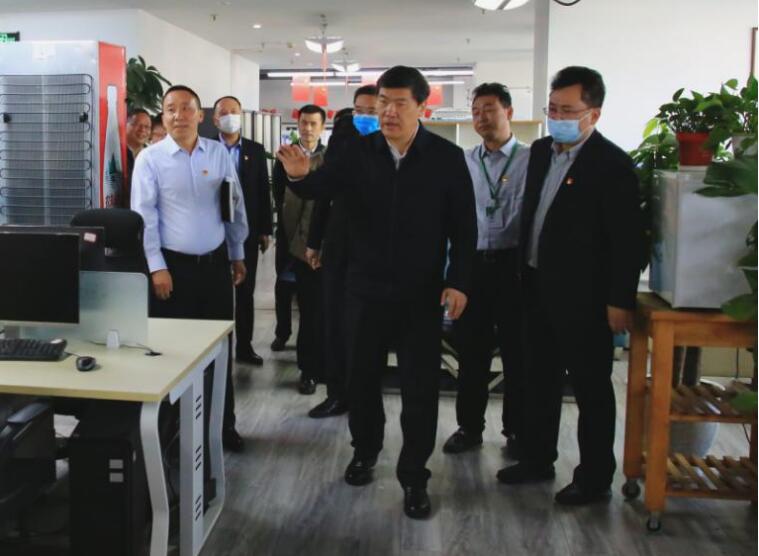 羅強副省長調研四川青旅