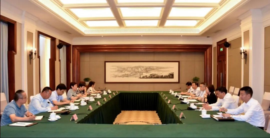 青海省國資委領導到金牛賓館調研交流