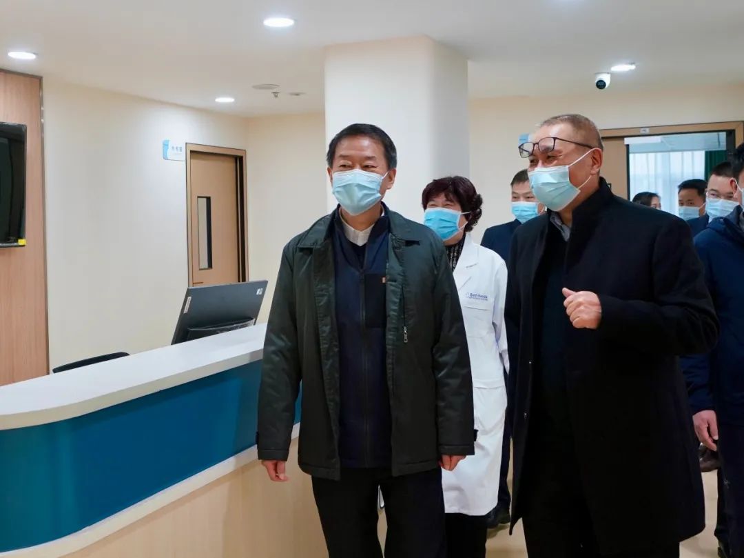 四川省尊龍凱時集團黨委書記、董事長任丁率隊赴錦弘集團調研