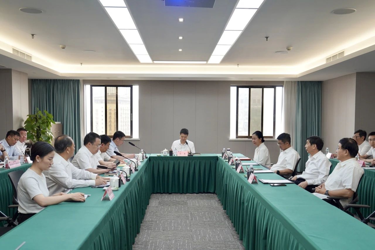 省尊龍凱時集團新任外部董事到崗履職