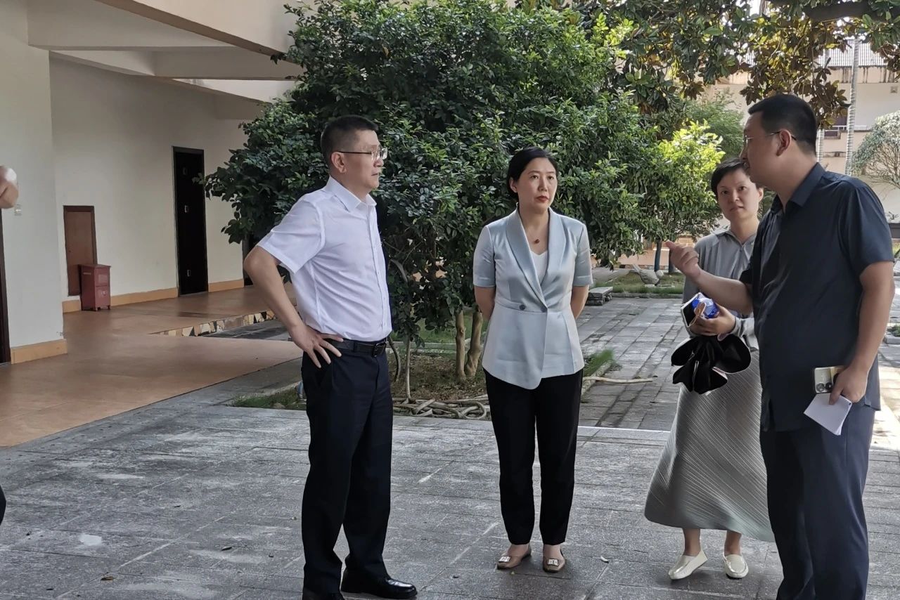 省尊龍凱時集團領導率隊調研成都東部新區天府山莊