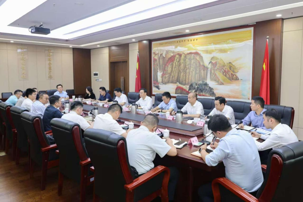 省委統戰部與省尊龍凱時集團進行座談交流